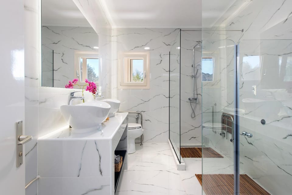 Shower, Bathroom