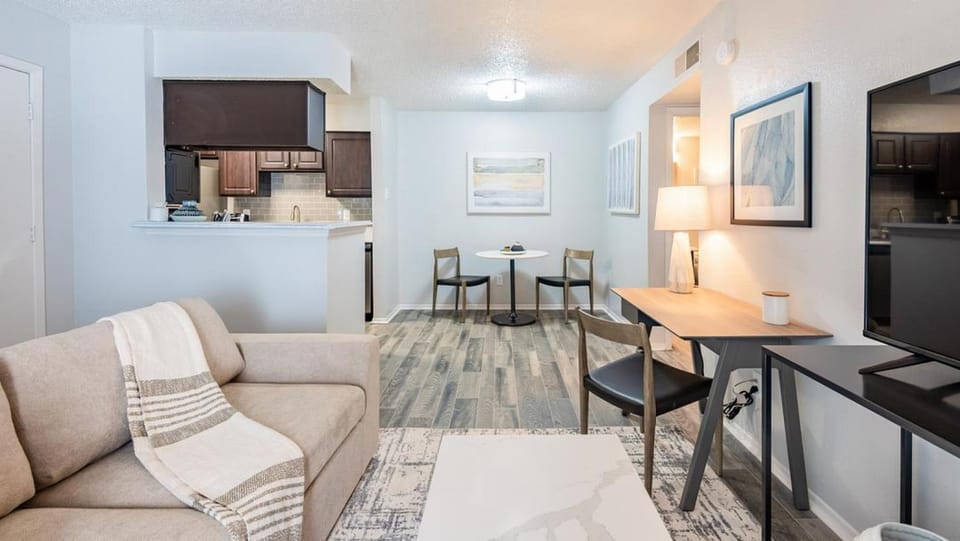 Landing Modern Apartment with Amazing Amenities (ID6531X41) Apartment in Arlington