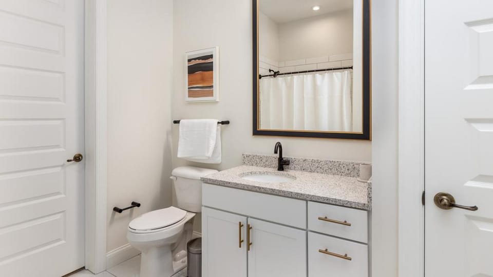 Landing Modern Apartment with Amazing Amenities (ID8151X06) Apartment in Ohio