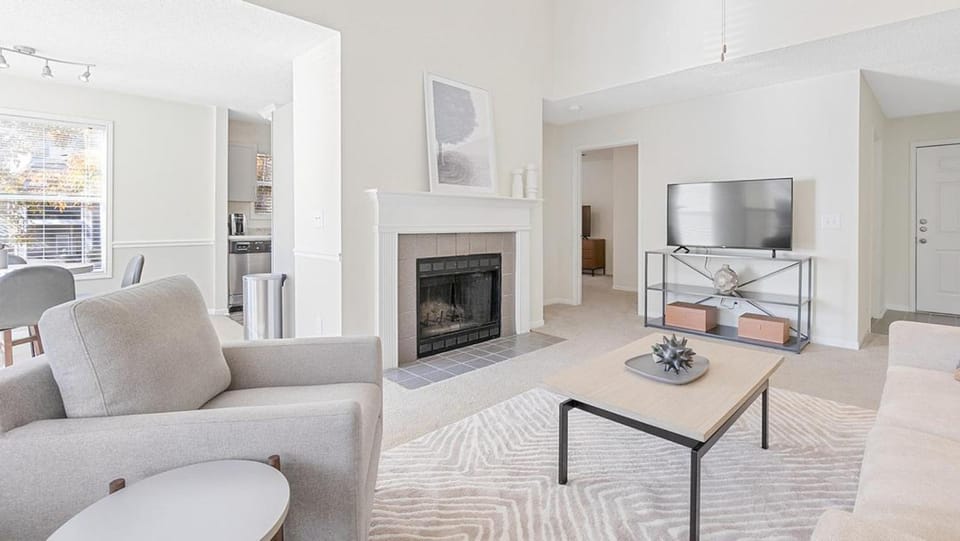 Landing Modern Apartment with Amazing Amenities (ID6949X45) Apartment in Winston-Salem