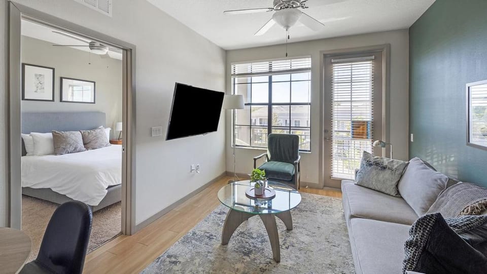 Landing Modern Apartment with Amazing Amenities (ID4310X3) Apartment in Winter Park