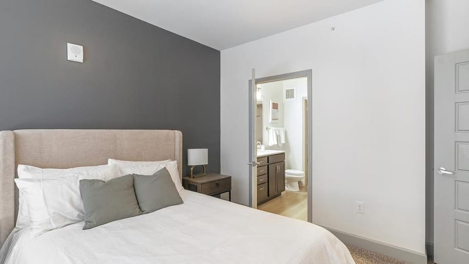 Landing Modern Apartment with Amazing Amenities (ID8969X99) Apartment in Jefferson County