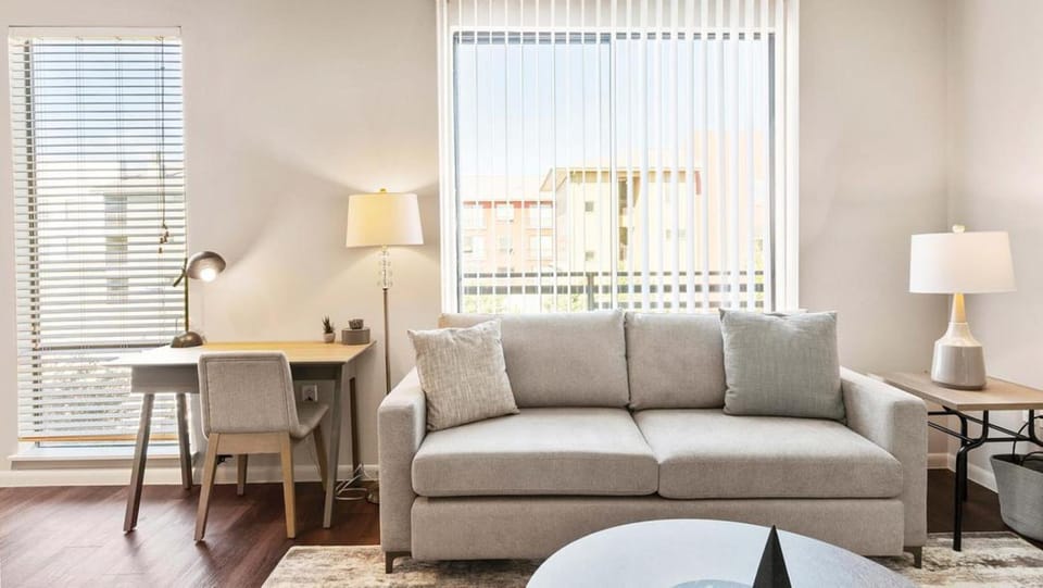 Landing Modern Apartment with Amazing Amenities (ID2956X28) Apartment in Austin