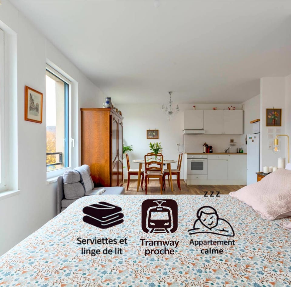 Bed, cot, storage, towels, wardrobe, kitchen