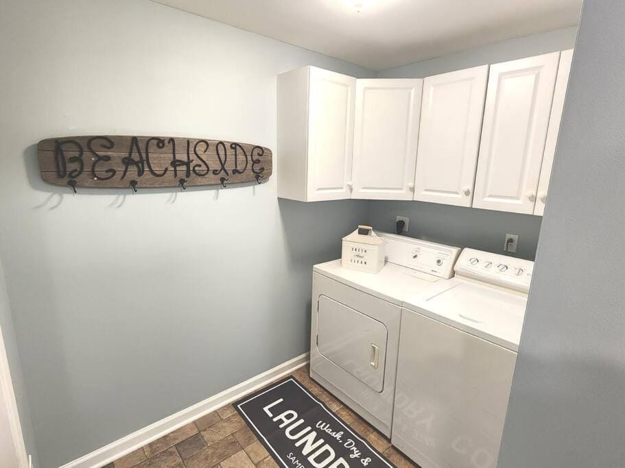 Bobby's Beach Bungalow House in Milford