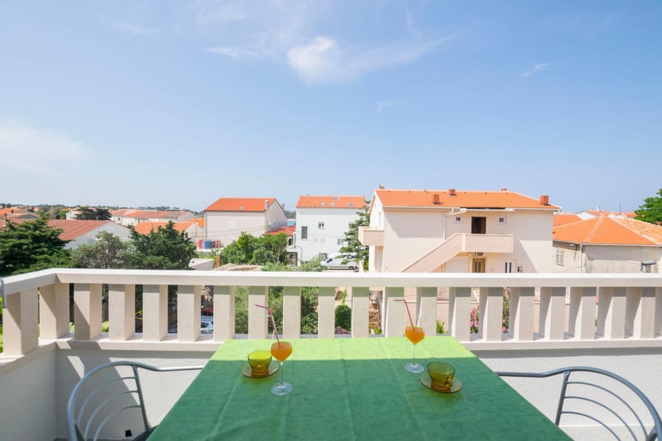 View (from property/room), Balcony/Terrace