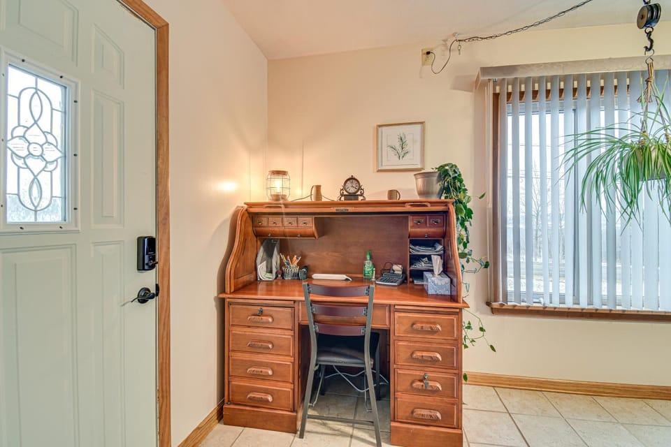 Montour Falls Apartment ~ 3 Mi to Seneca Lake! Apartment in Montour Falls
