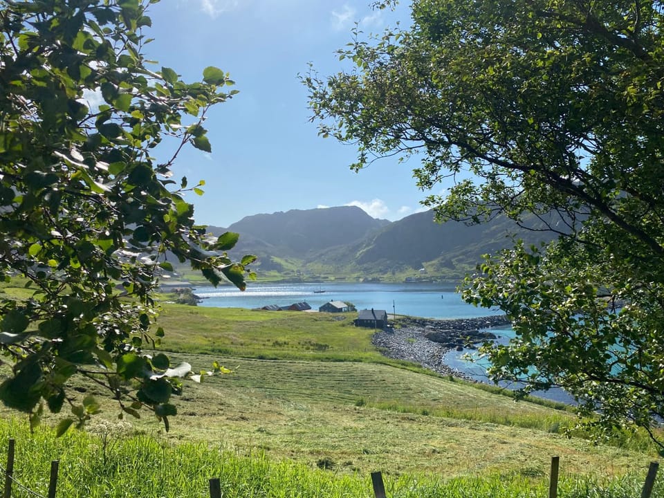 Honey bay cottage Vacation rental in Vestland