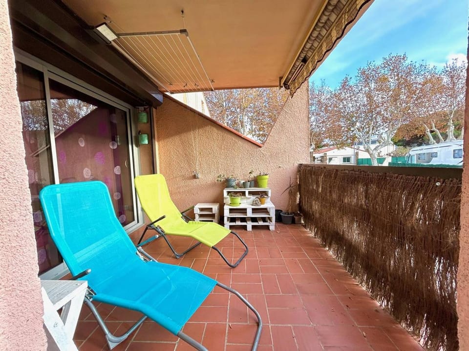 Superbe T2 Rez-de-Jardin Proche Plage avec Terrasse et Parkings - Argelès-sur-Mer - FR-1-388-220 Apartment in Argeles-sur-Mer