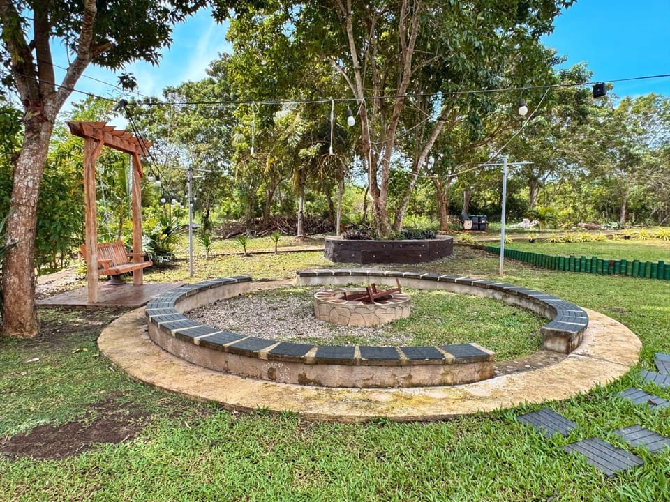 INATO SUITES Rm 2 2 queen beds Bed and Breakfast in Panglao