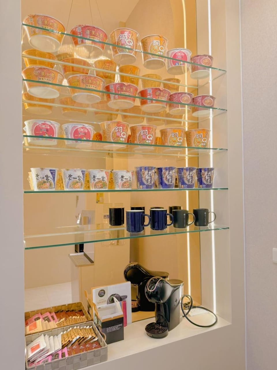 Enjoy Homestay Apartment hotel in Kaohsiung