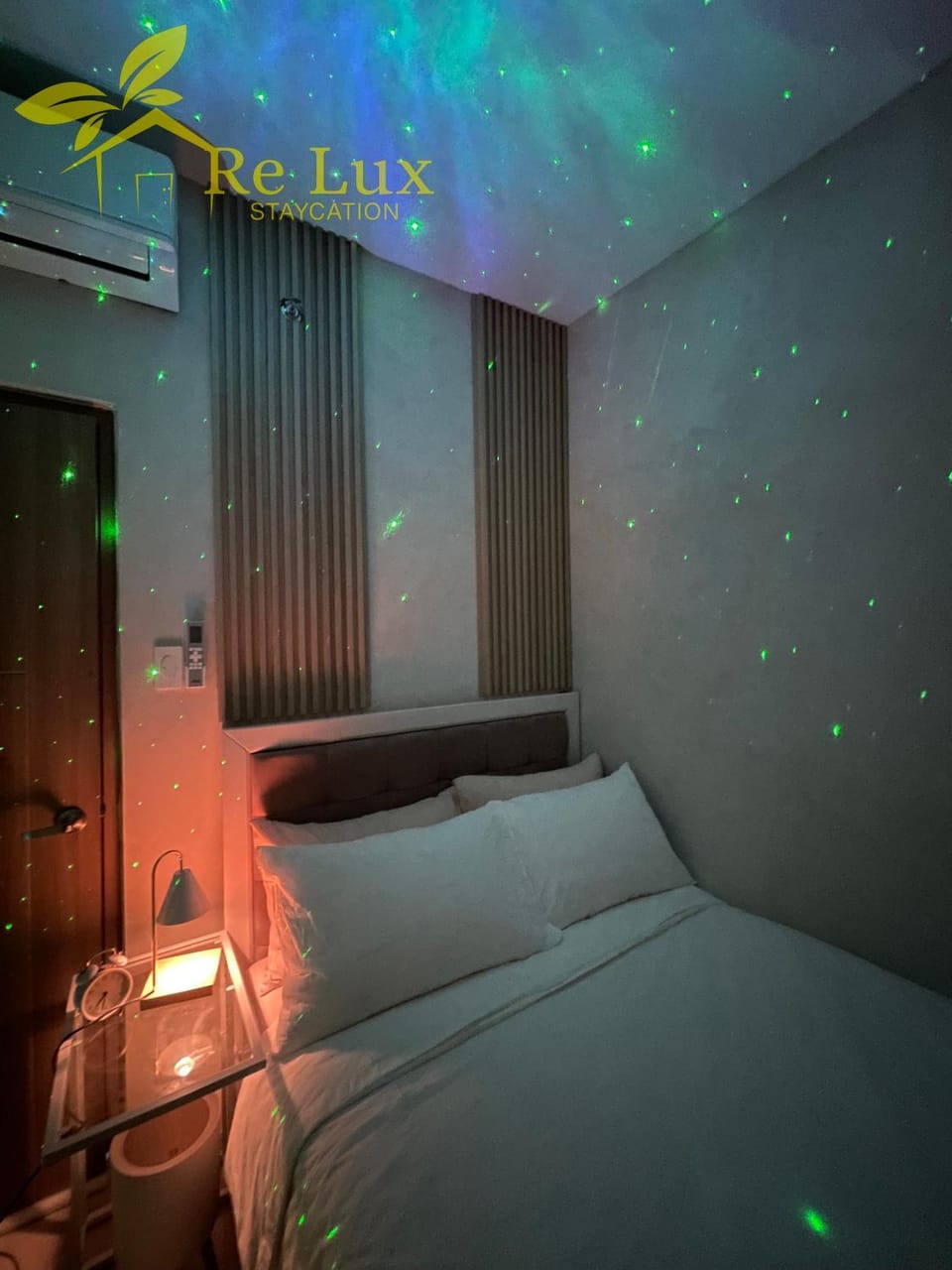 Bedroom, air conditioner