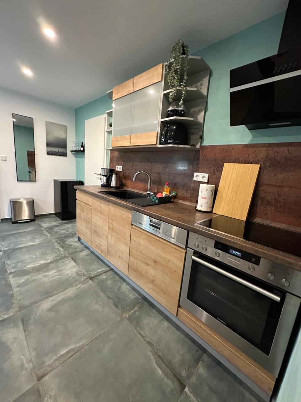 Kitchen or kitchenette, kitchen