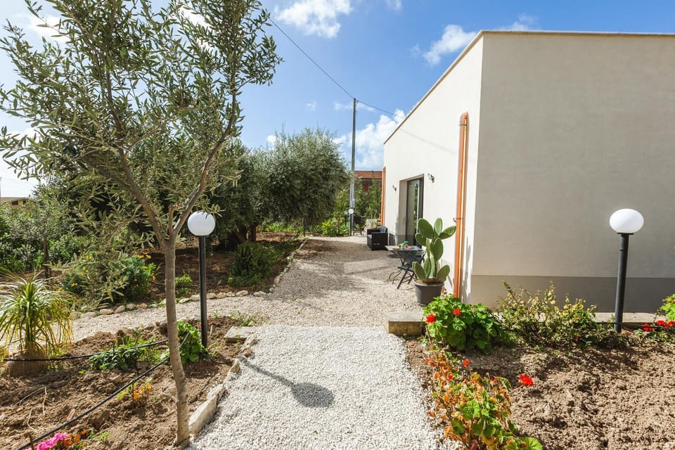 Property building, Garden