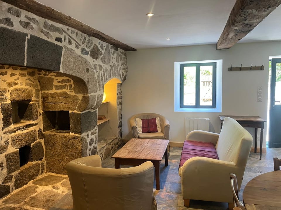 Gîte du Redondet Country House in Auvergne-Rhône-Alpes