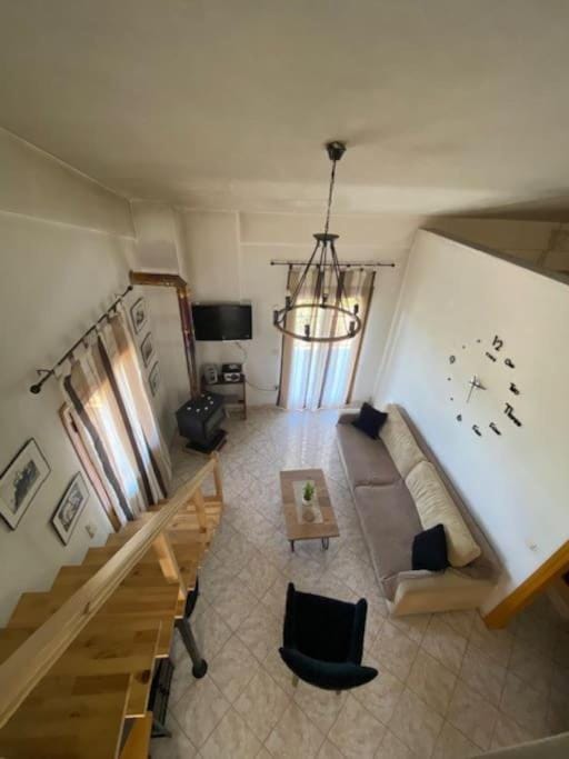 Mike's Place House in Icaria