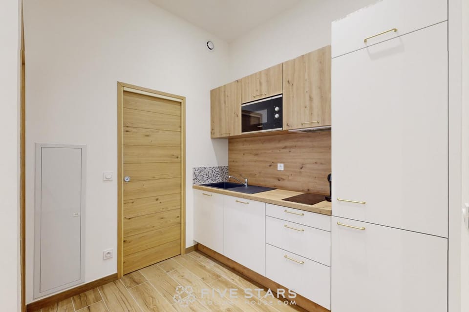 Kitchen or kitchenette, minibar, pet friendly, stove