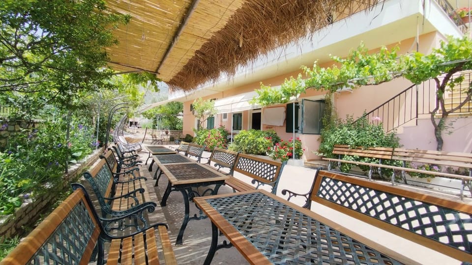 Patio, Spring, Garden, View (from property/room), Balcony/Terrace