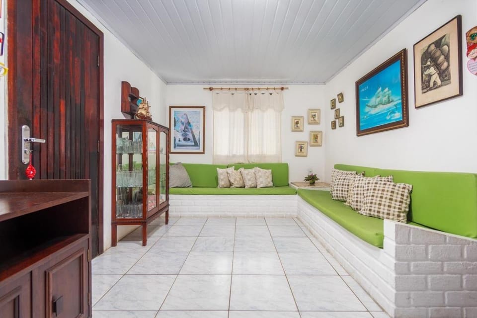Geriba- 2 min da praia a pé House in Armacao dos Buzios