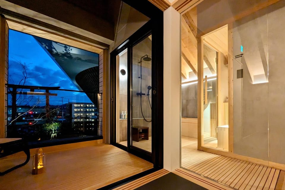 Night, View (from property/room), Balcony/Terrace