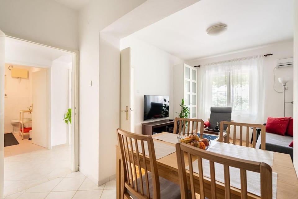 OK! apartment-cosy and peaceful spot with private parking Apartment in Dubrovnik
