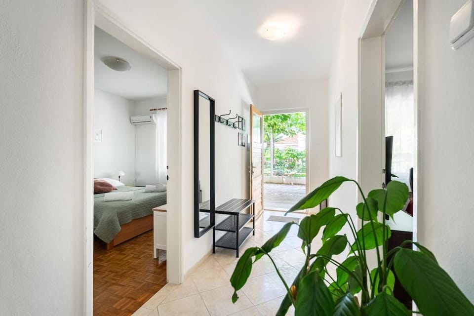 OK! apartment-cosy and peaceful spot with private parking Apartment in Dubrovnik