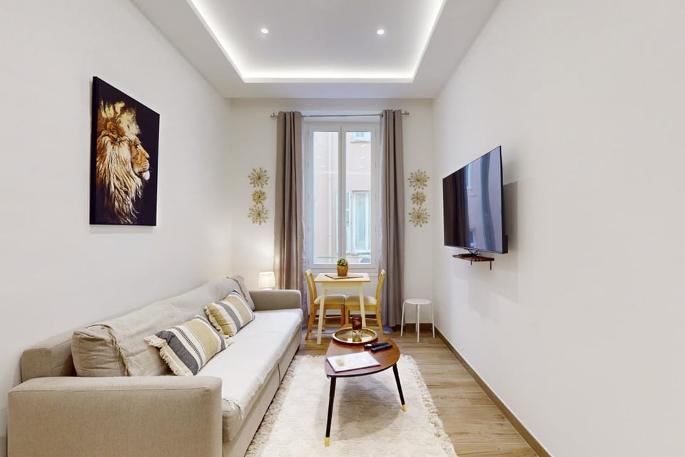 Suite Gold-Stars FSHH Apartment in Nice