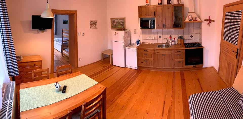 Kitchen or kitchenette, Living room, Dining area