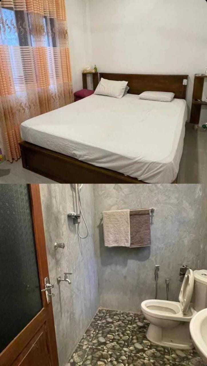 Shower, Toilet, Bed, Bathroom, Bedroom