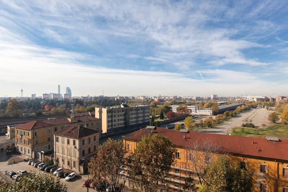 Day, Neighbourhood, Bird's eye view, City view, Location