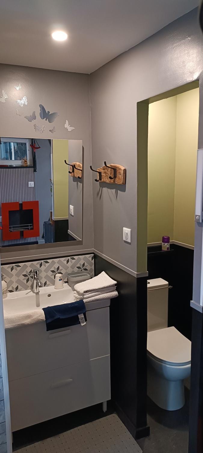 Toilet, Bathroom
