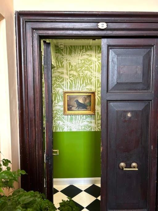 The Grand Tour Bed & Breakfast Bed and Breakfast in Rome