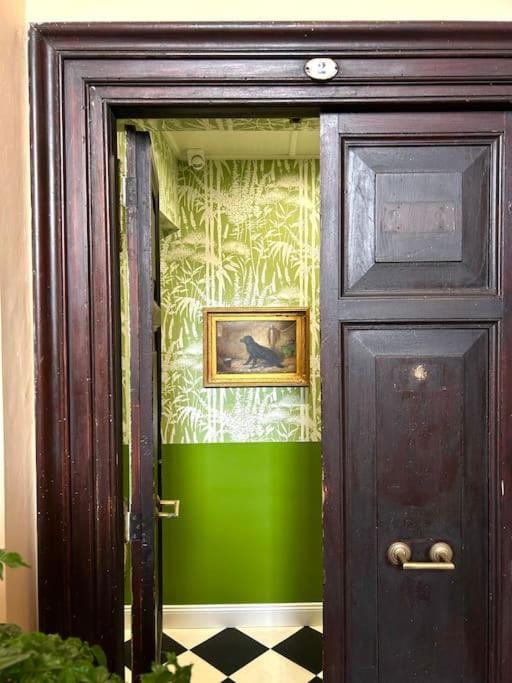 The Grand Tour Bed & Breakfast Bed and Breakfast in Rome