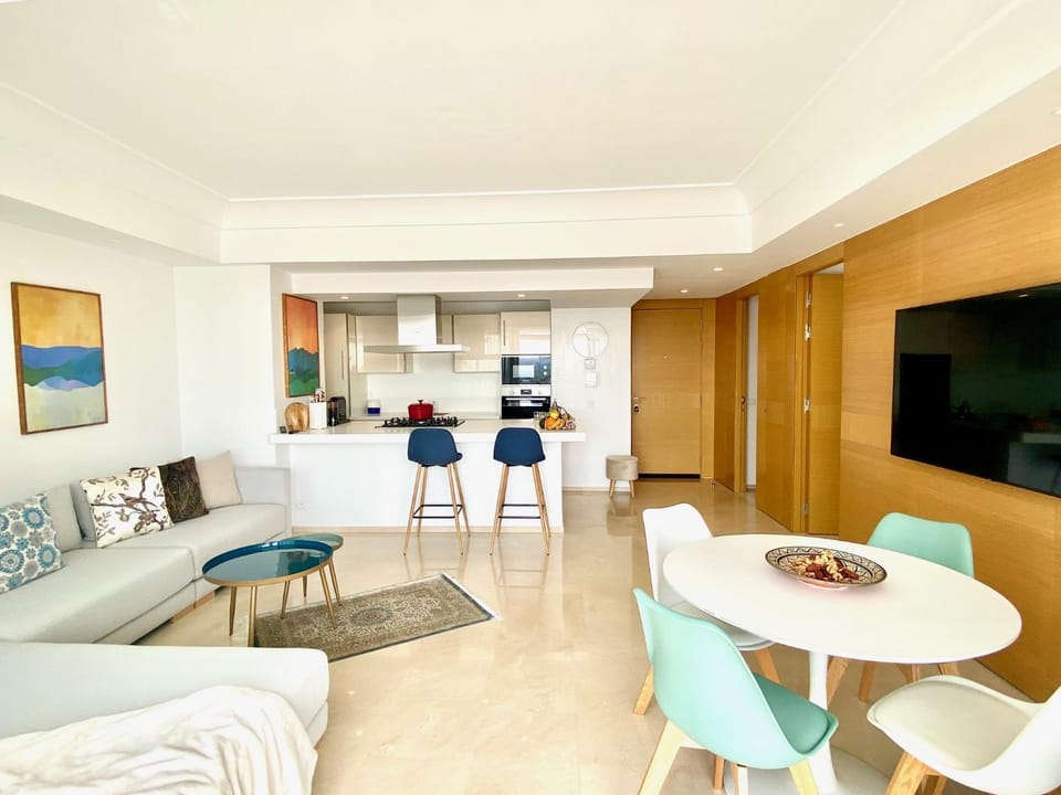Kitchen or kitchenette, Living room, Dining area