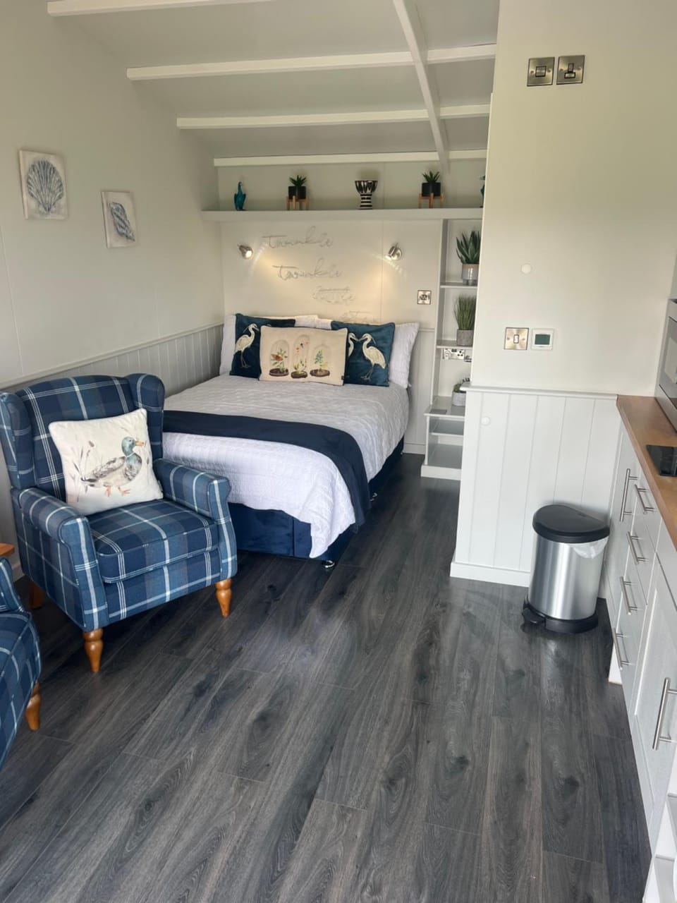 Capledrae Farmstay Shepherds Huts Farm Stay in Scotland
