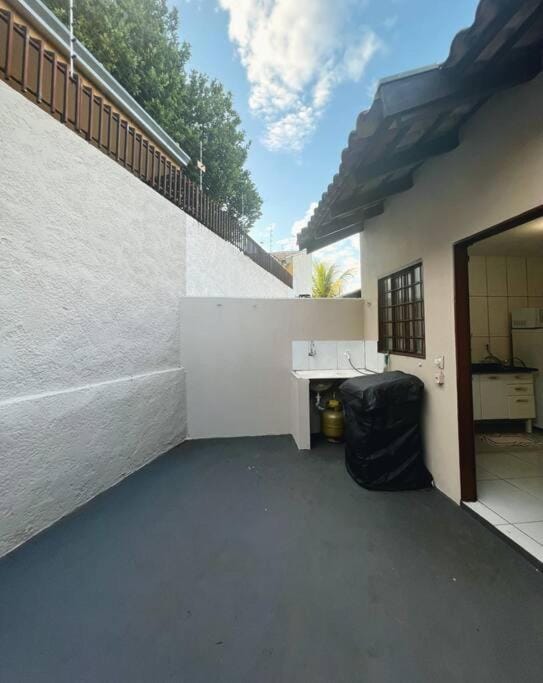 Patio, laundry