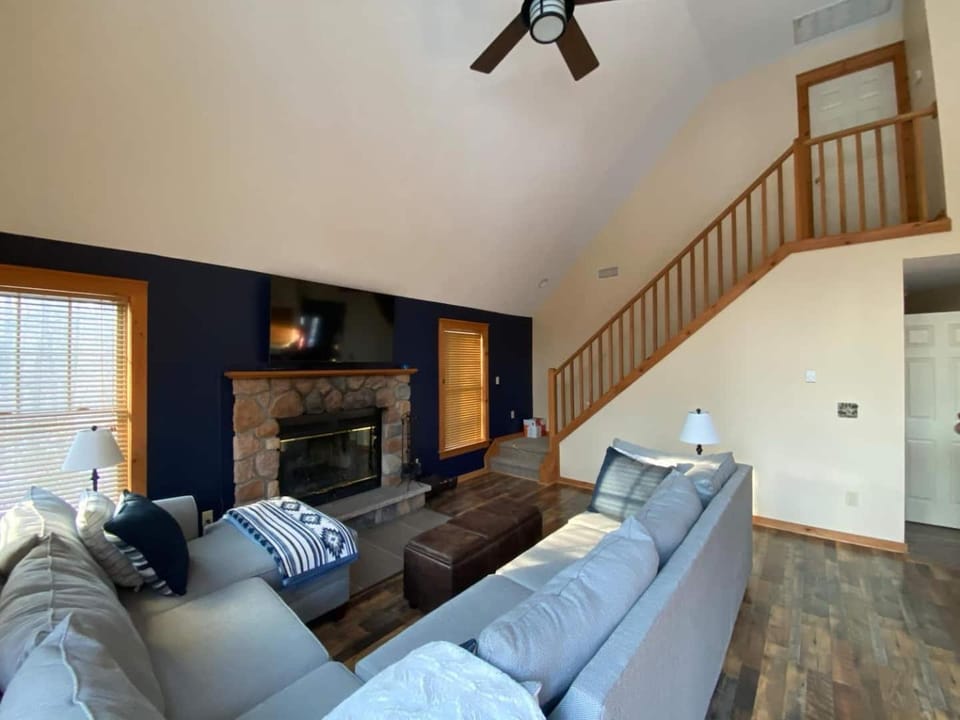 Living room, fireplace