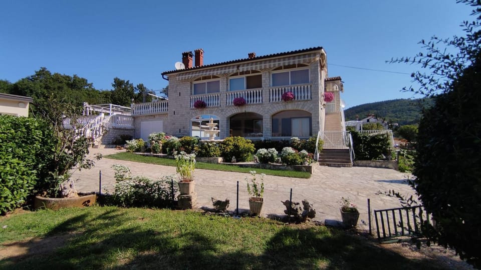 Property building, Spring, Natural landscape, Garden view