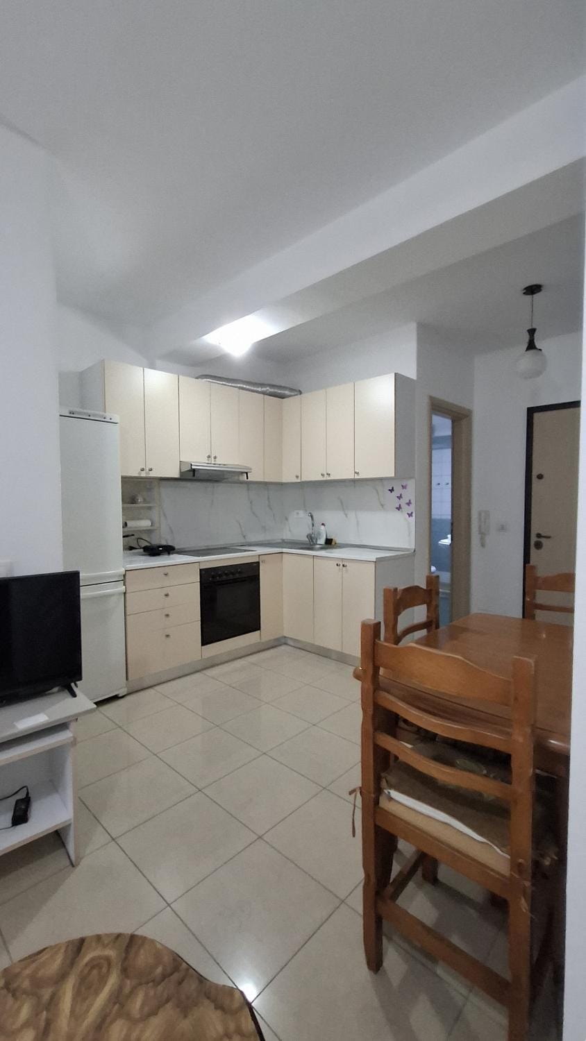 Dining area, kitchen