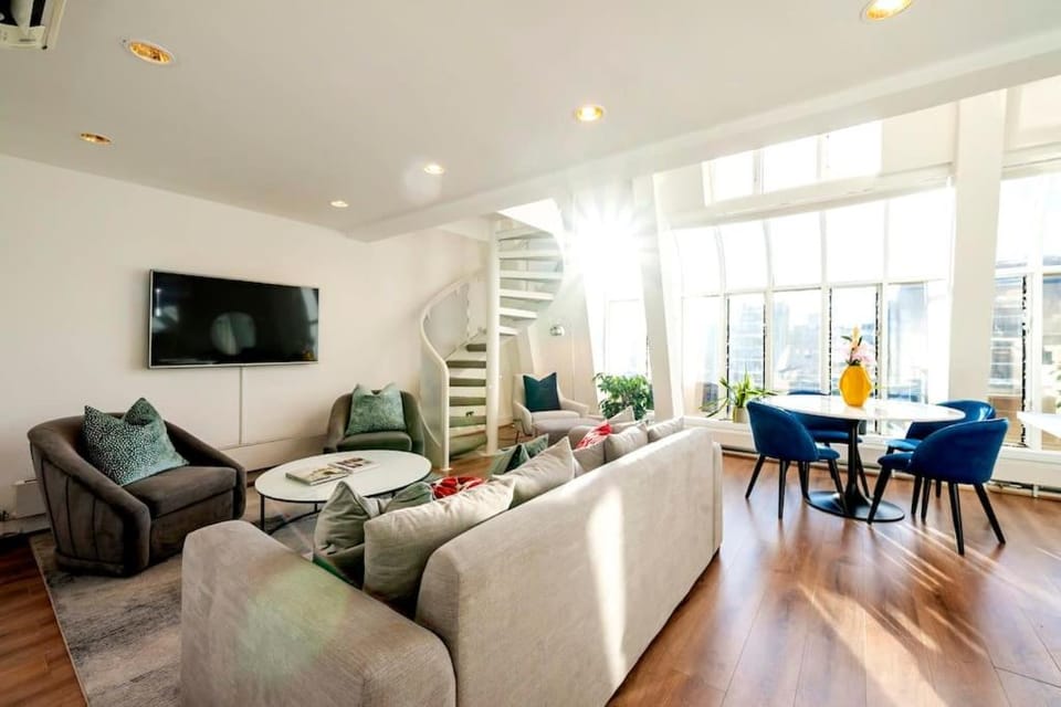 Arcore Premium Apartments Golden Square Apartment in City of Westminster