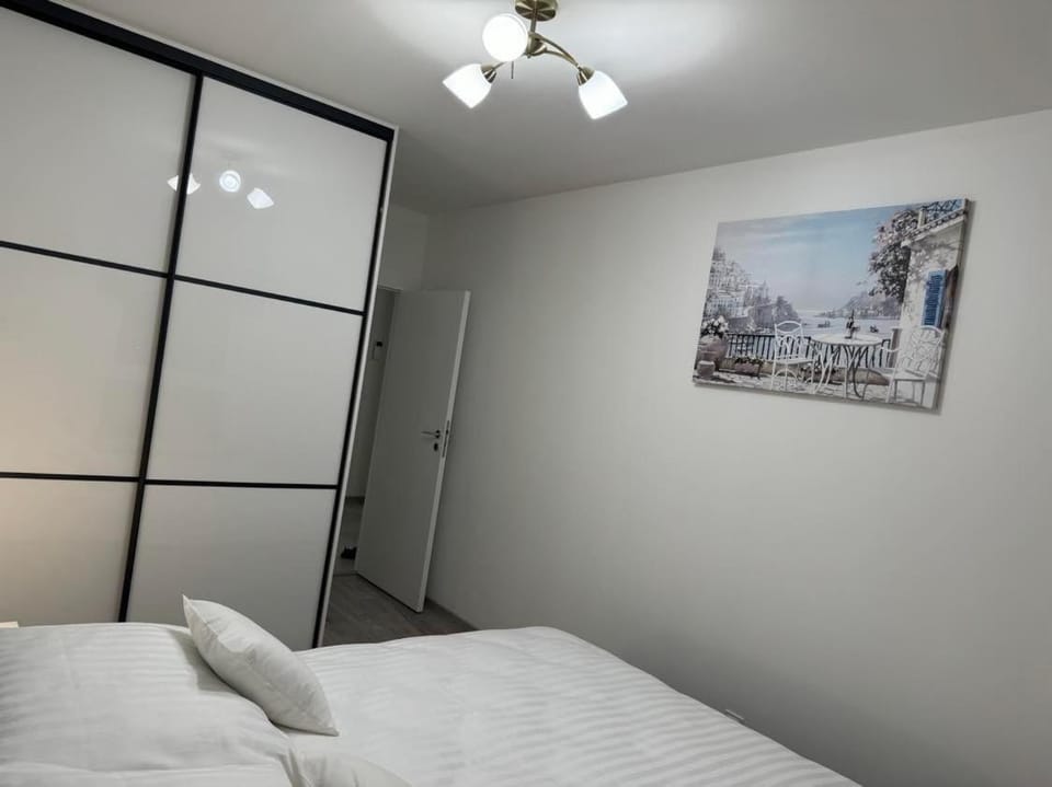 Apartament JANICKIEGO 166 parking free Apartment in Poznan