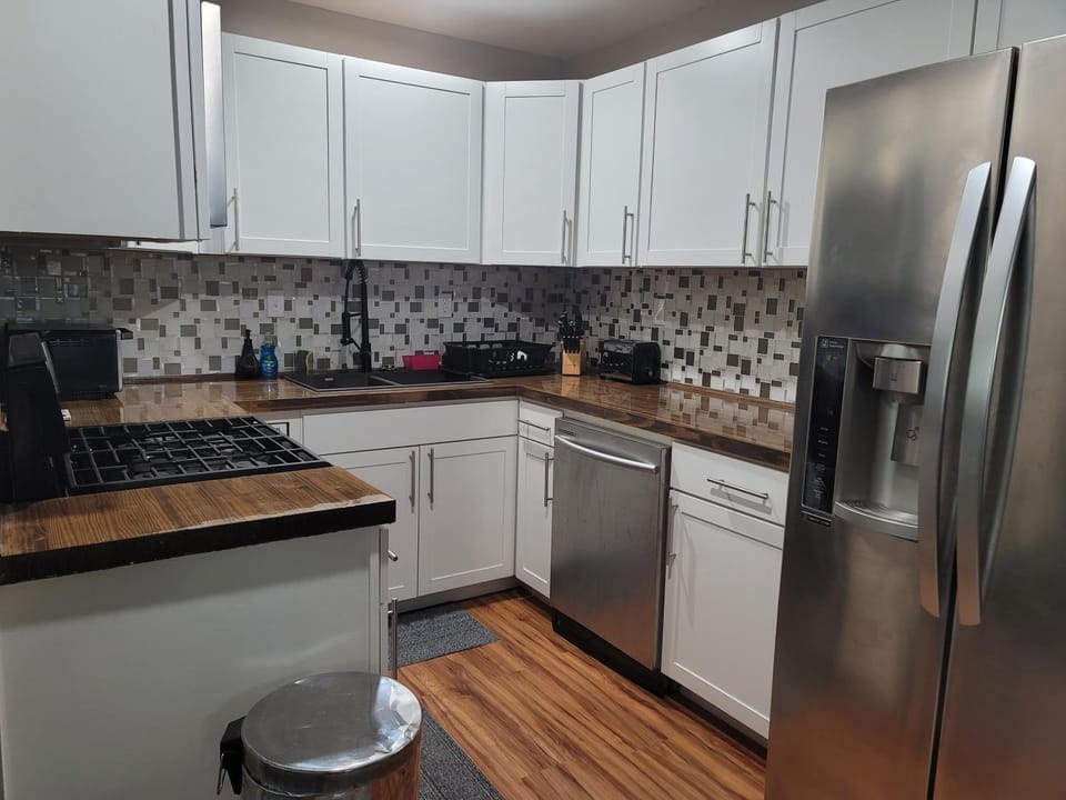 Great large home,8 min from Downtown House in Pensacola