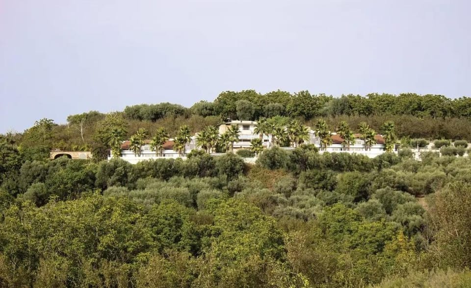 Property building, Natural landscape