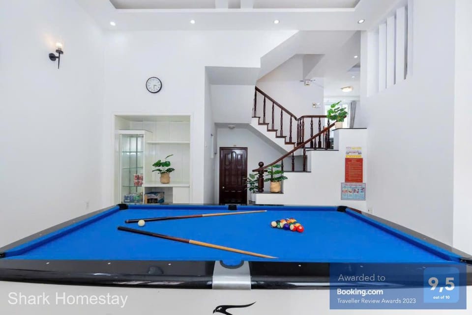 Billiard, Billiard, Nightclub / DJ
