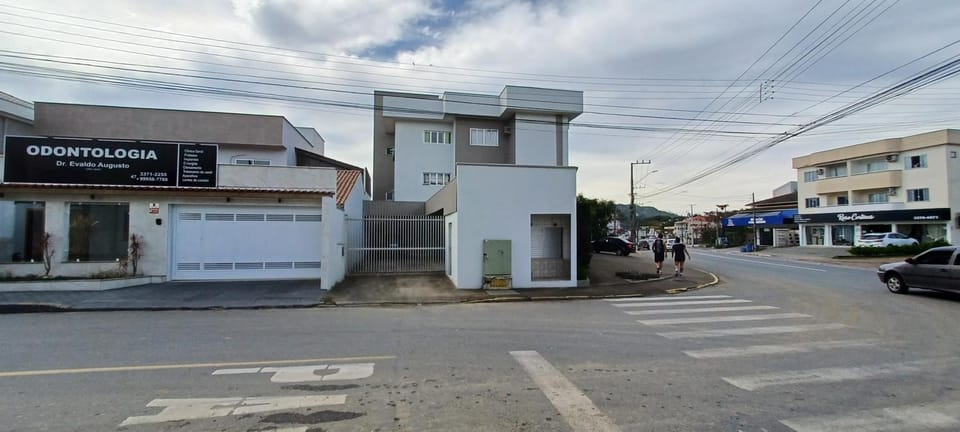 Property building, Street view, Parking