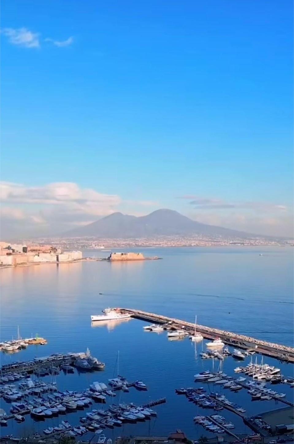 giusy's house Apartment in Naples
