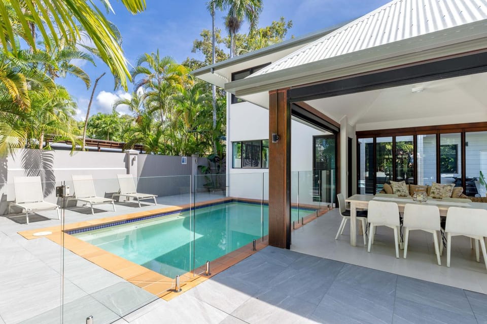 Tropic Villa at 2/42 Garrick Street Villa in Port Douglas