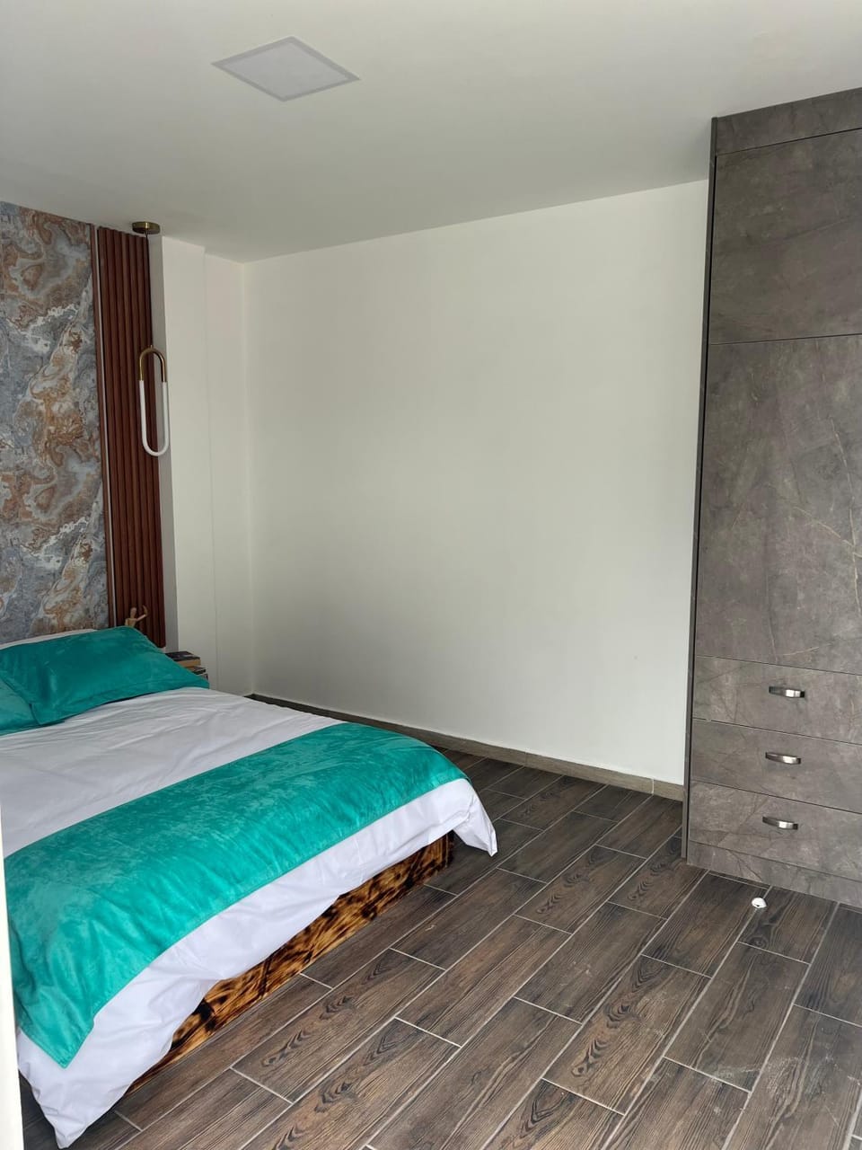 Photo of the whole room, wardrobe