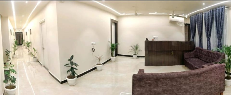 Lobby or reception, Seating area
