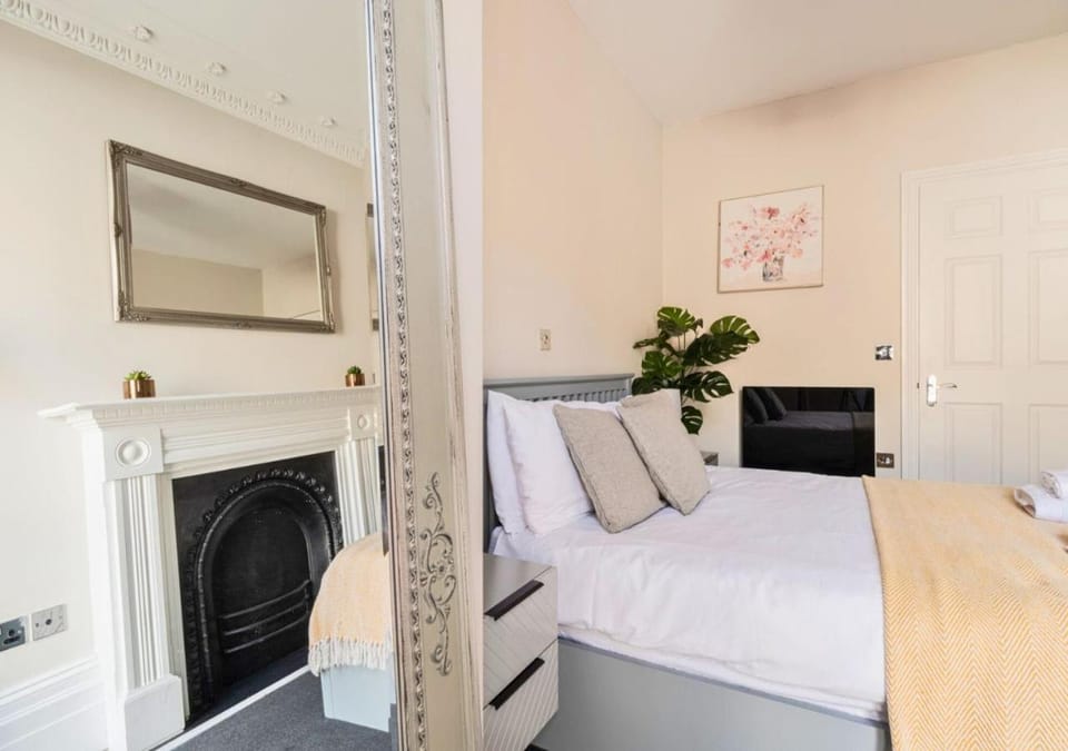 Stunning 2 Bed in the Centre of Cheltenham! Apartment in Cheltenham
